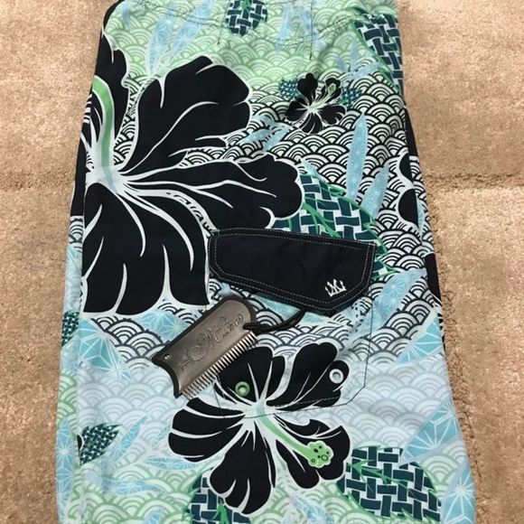 🌴Mens Micros size 30 swim trunks 🩳🌴 - Picture 2 of 4